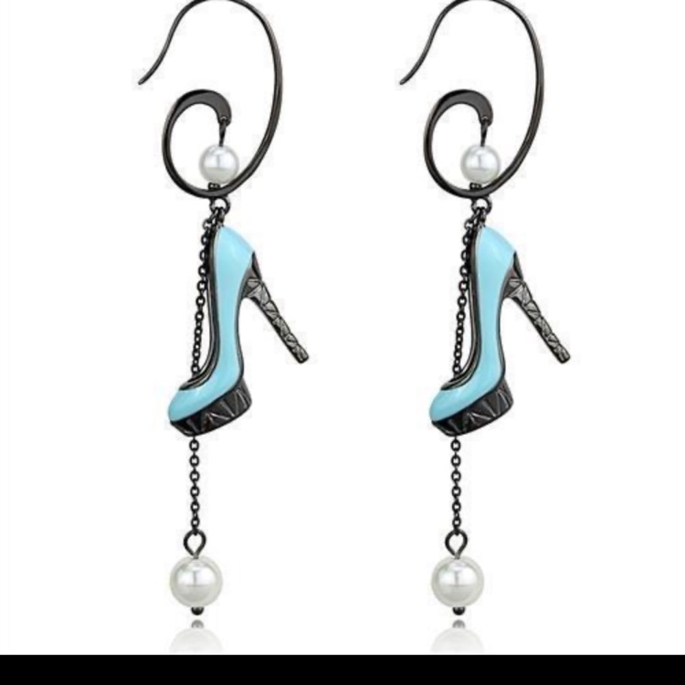 High Heel Novelty Pierced Dangle Earrings